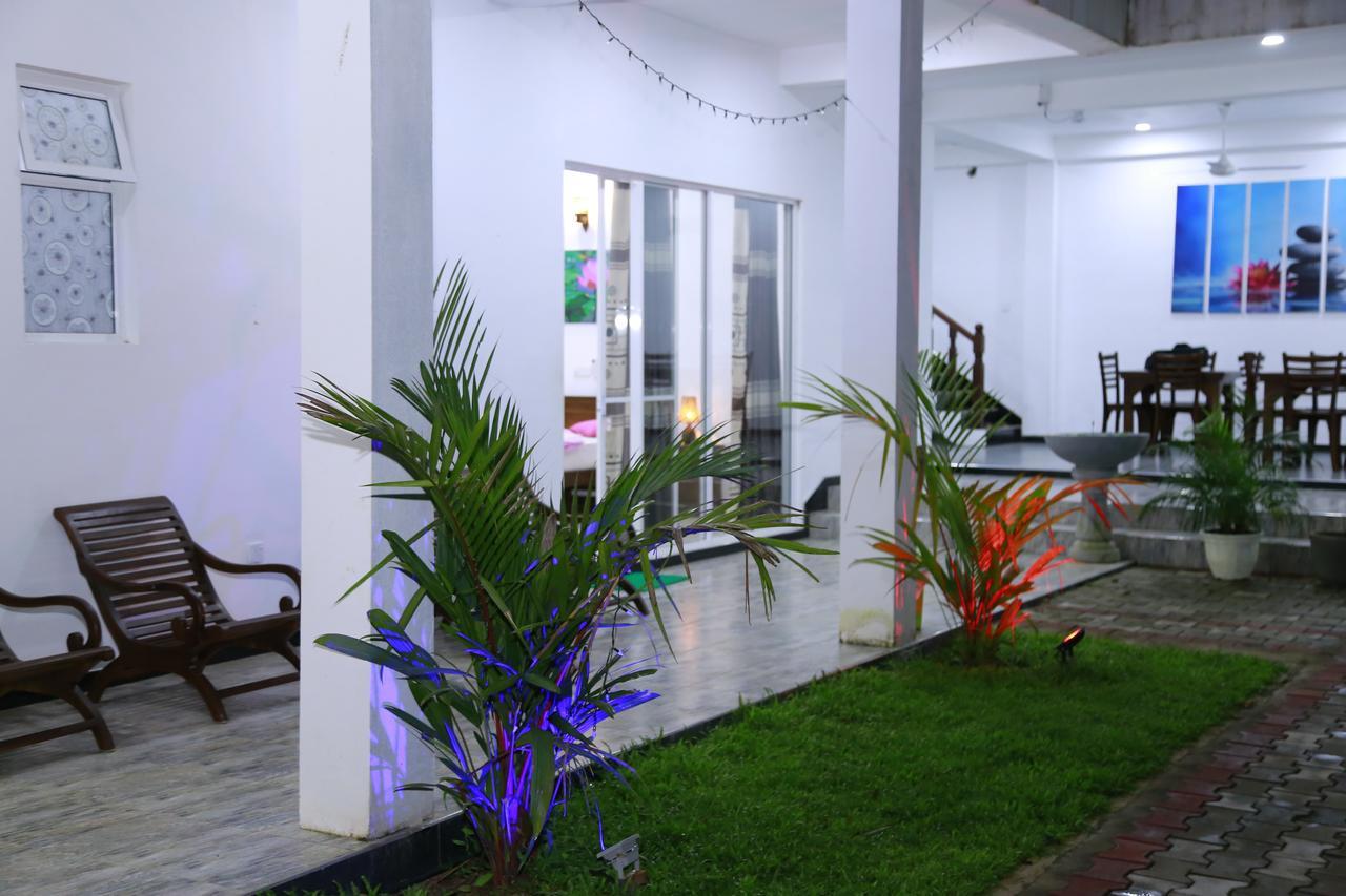 Lotus Dreams Guesthouse Weligama Exterior photo